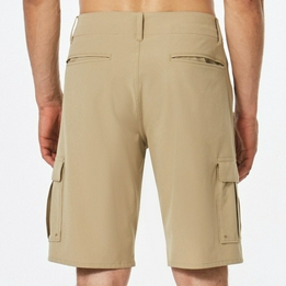 Overview second image: CARGO HYBRID SHORT